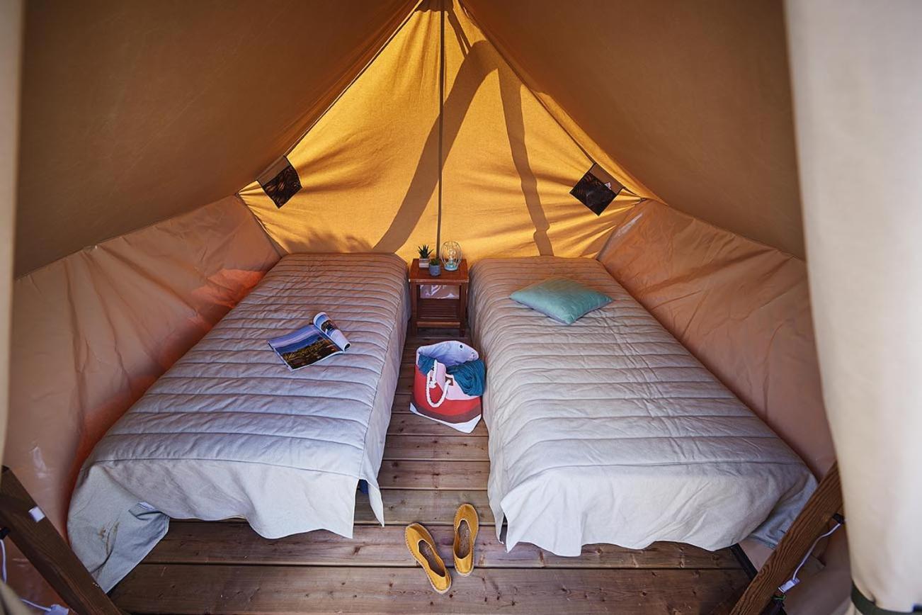 Camping Porte Des Alpilles By M.A Destination Glamping Saint-Étienne-du-Grès Exterior foto
