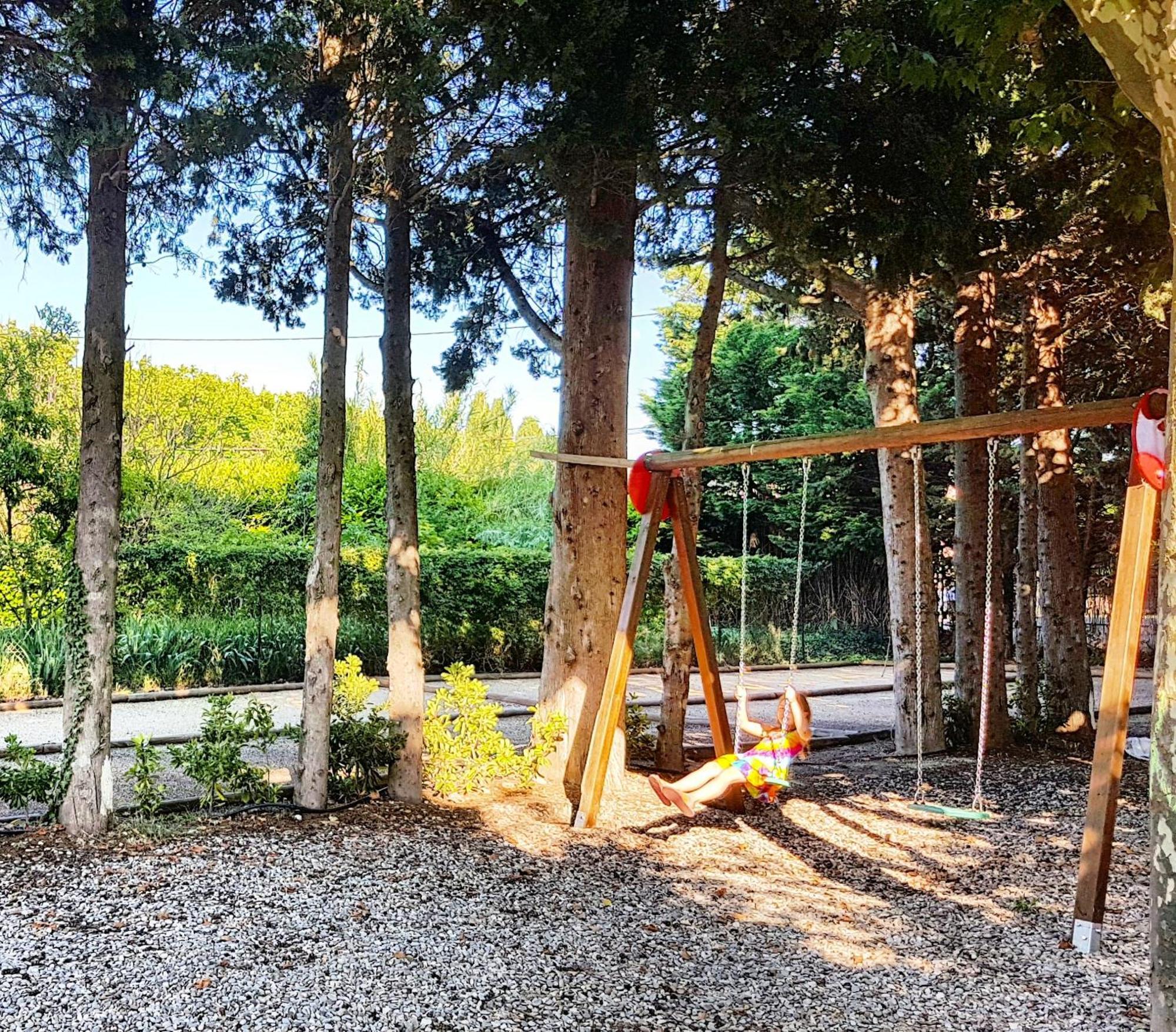 Camping Porte Des Alpilles By M.A Destination Glamping Saint-Étienne-du-Grès Exterior foto